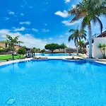 Ocean View Perfect Sunset Apartment, 4 137m2, Wifi & Bbq Σαν Μιγκέλ ντε Αμπόνα